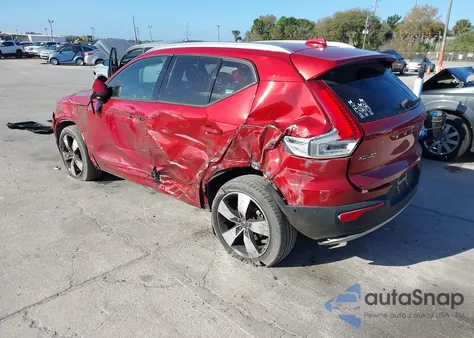 2019 Volvo Xc40 T5 Momentum/T5 R-Design from USA, damaged, VIN YV4162XZ1K2014111